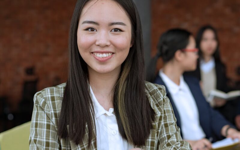 Empleo Juvenil en El Salvador: RSE y Formación Técnica Dual